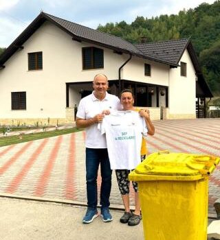 Șefi la reciclare! Felicitări și tricouri personalizate pentru bistrițenii care reciclează corect deșeurile!